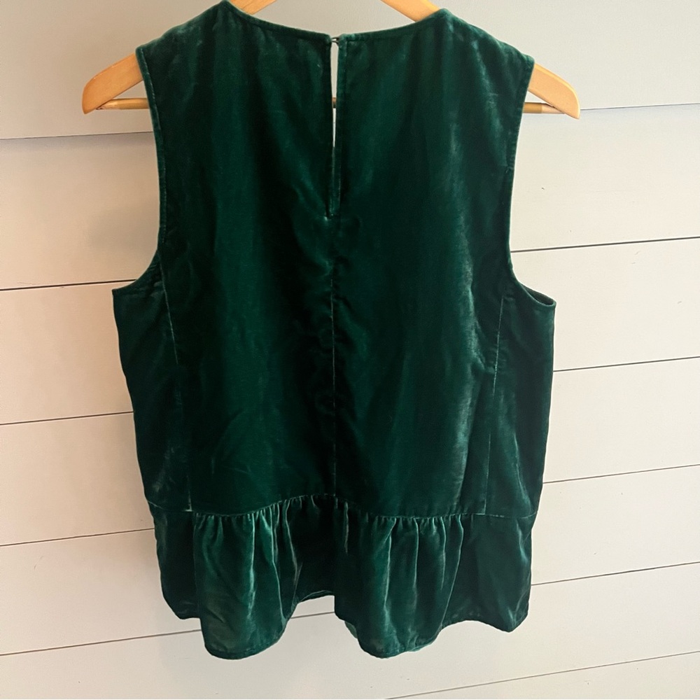 J.Crew Emerald Green Velvet Sleeveless Top Size 10 - Picture 2 of 7
